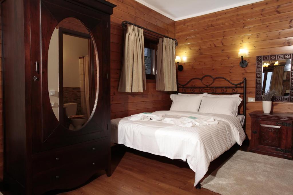 Efharis Filoxenon Apartment Feneos Phòng bức ảnh